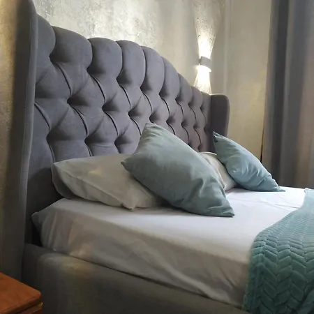 з виглядом на історичний центр львова Apartamento