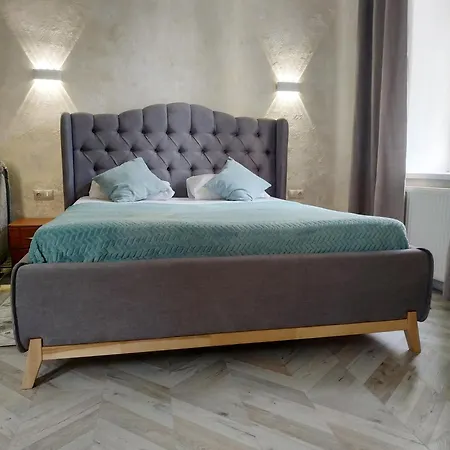 з виглядом на історичний центр львова * Lemberg